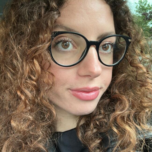 Barnvakt i Hisings Backa: Sinanta πω τι