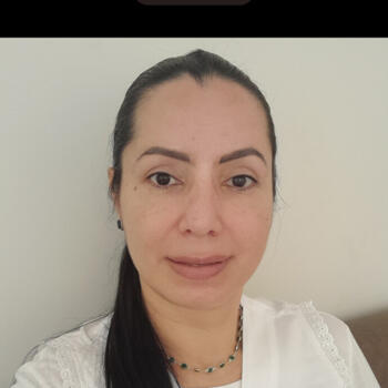 Babysitter in São Paulo: Sandra