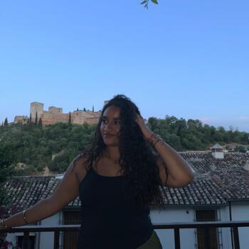 Babysitter in Alicante: Yasmin