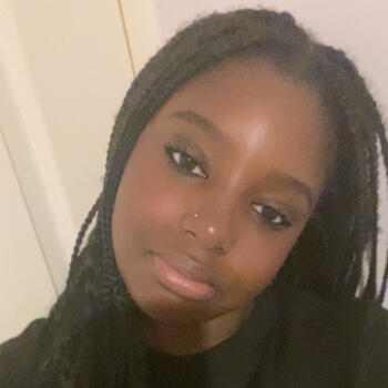 Babysitter in Angers: Shery