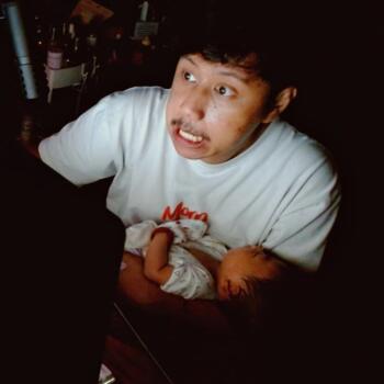 Babysitting job in Tangerang: babysitting job Andika Wicaksana