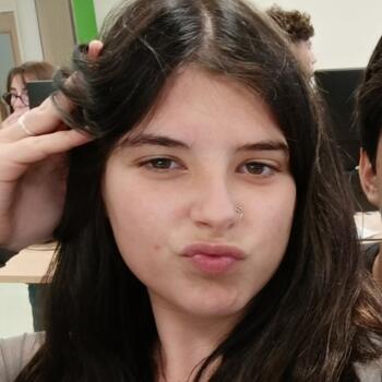 Babysitter in Reims: Luna