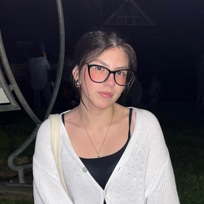 Babysitter in Auckland: Micaela