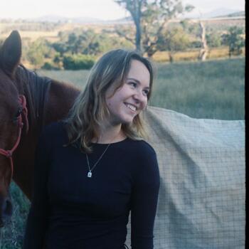 Babysitter Canberra: Kat