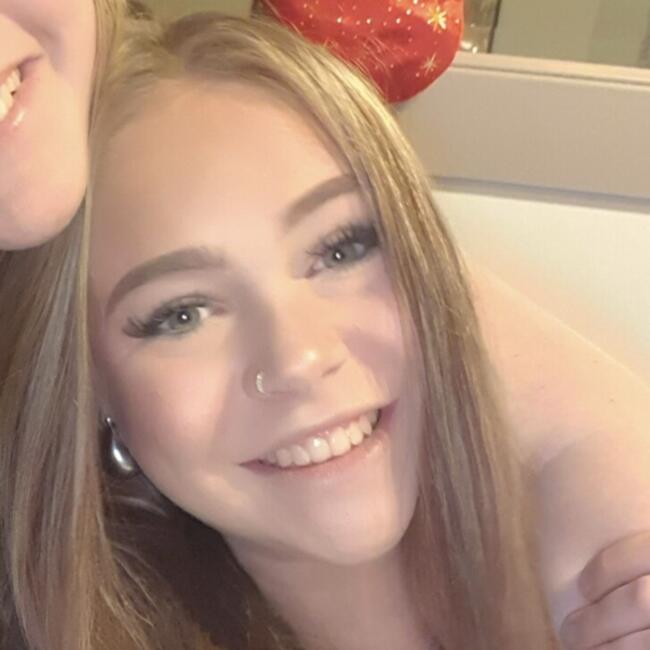 Oppas in Enschede: Céline