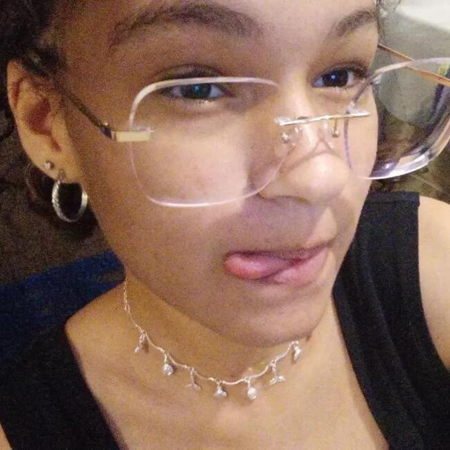 Babysitter in Itapema: Raiane