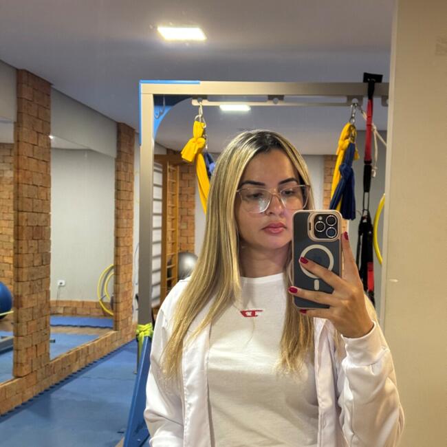 Emprego de babá em Naviraí: Raissa