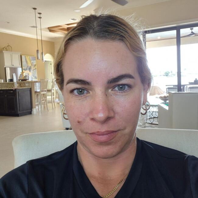 Babysitter in Cape Coral: Liyanai