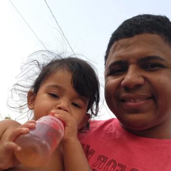 Emprego de babá em Sorriso: emprego de babá Stella