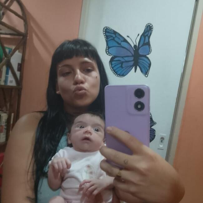 Niñera en Hurlingham: Julieta