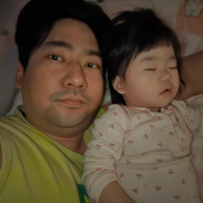 Nonhyŏn-dong 베이비시터 일자리: Mr. kim