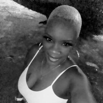 Babysitter Chaguanas: Isha