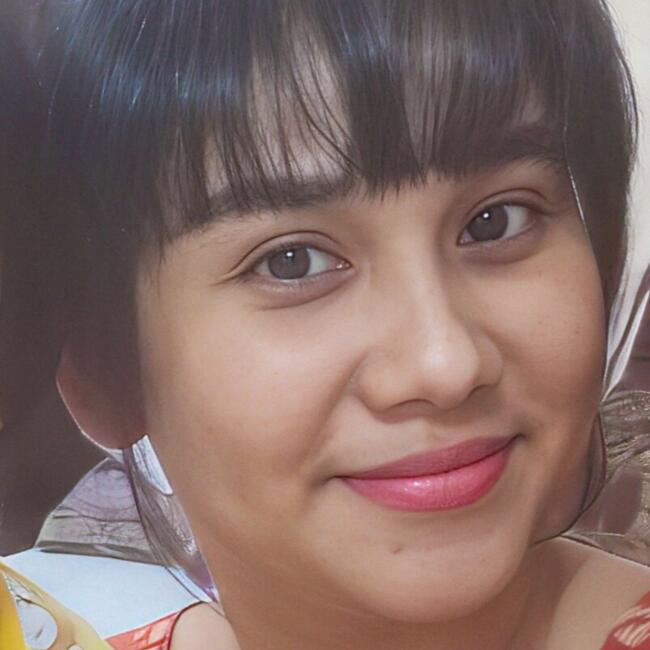 Babysitter di Kota Denpasar: Dinda