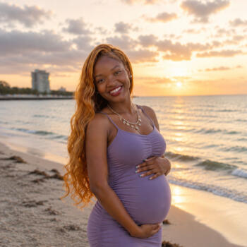 Babysitter in Athens: Zaneisha