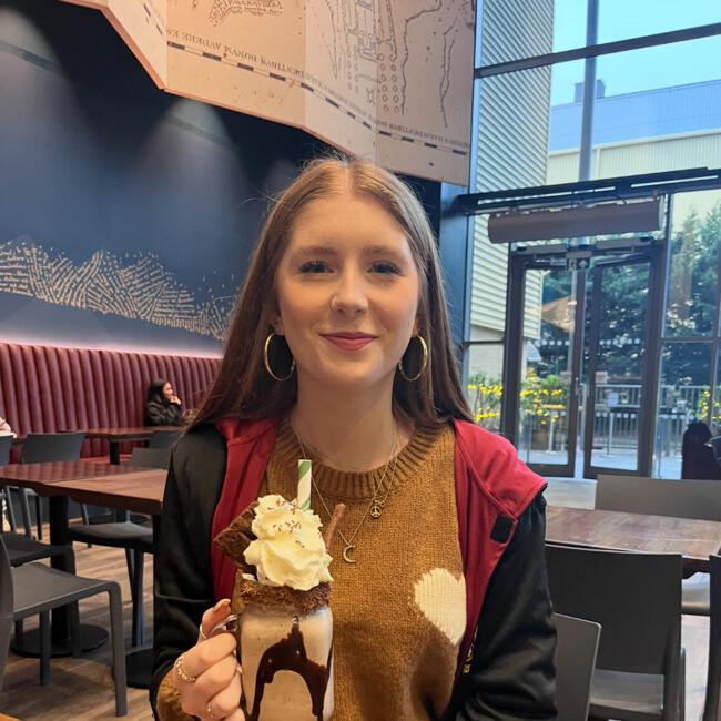 Babysitter in Brighton: Olivia