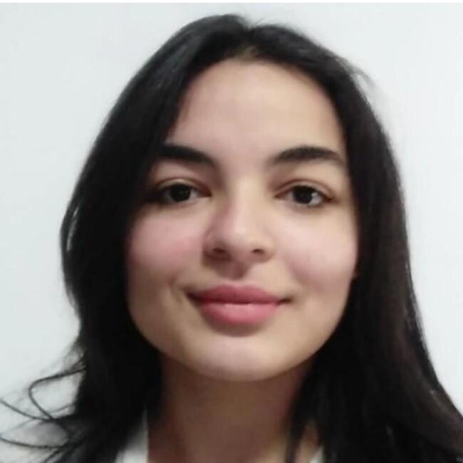 Nanny in Uster: Mimona