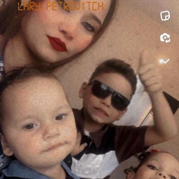 Emprego de babá em Rio de Janeiro: emprego de babá Lary