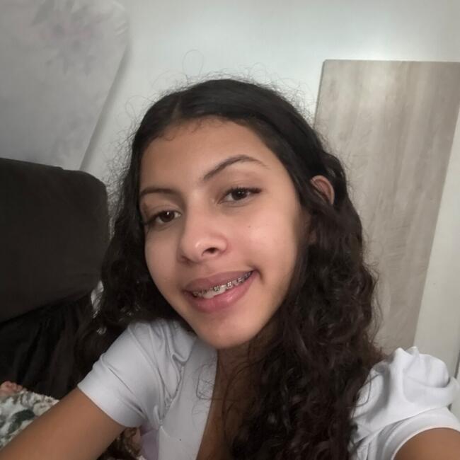 Babysitter in Guarujá: Layza