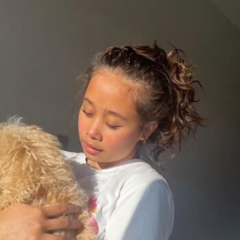 Babysitter in Auckland: Dora