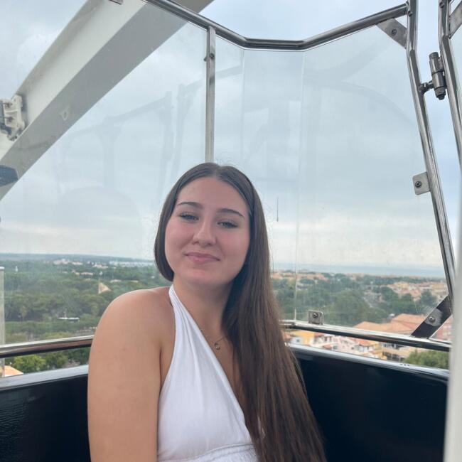 Babysitter in Auterive: Léa