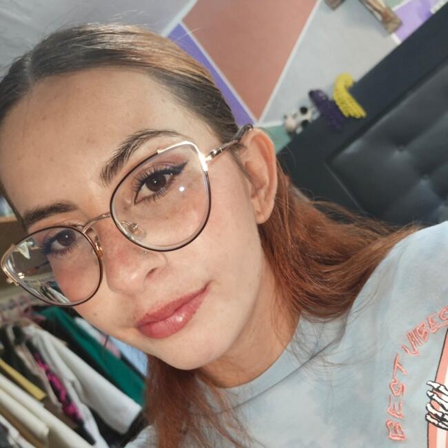 Babysitter in El Quince: Belen Esmeralda