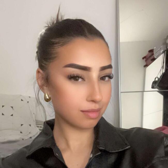 Babysitter in Castillon-la-Bataille: Sarah