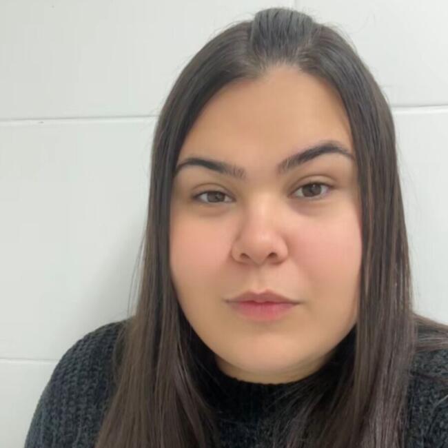 Babysitter in Niterói: Larysthela