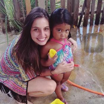 Babysitter Vila Velha: Luana