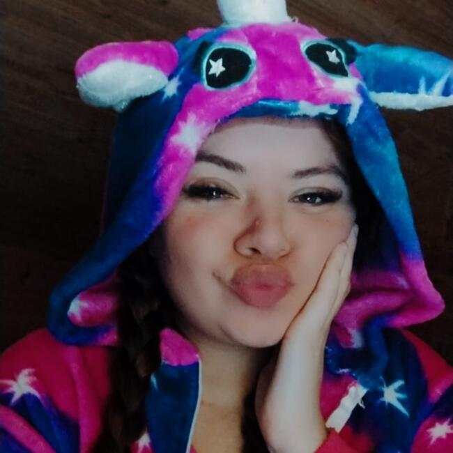 Babysitter in São José dos Pinhais: Daiana