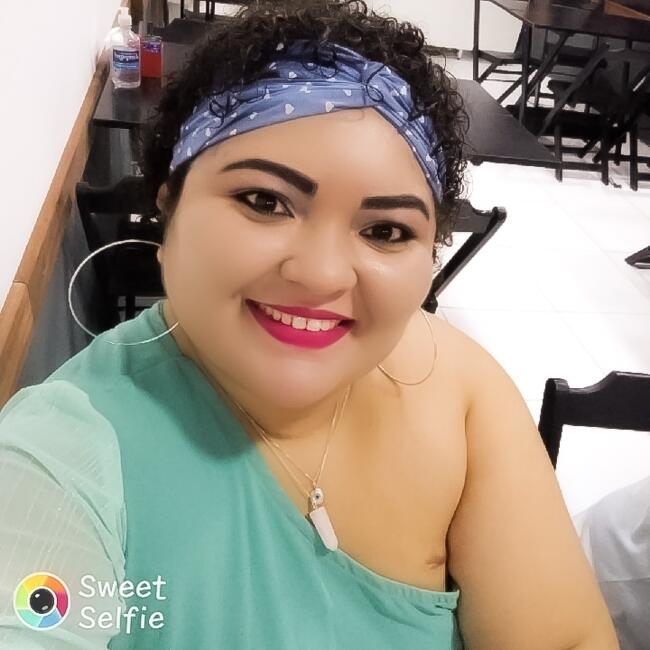 Babá em Macaé: Lindamara