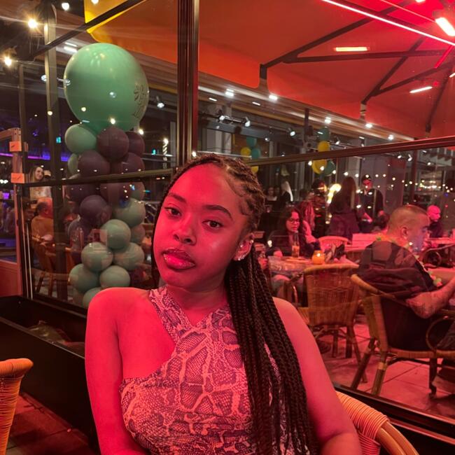 Babysitter in Pétange: Alicia