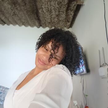 Babysitter in Belford Roxo: Anna