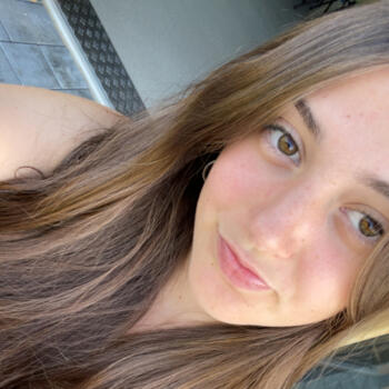 Babysitter in Charquemont: Cloé