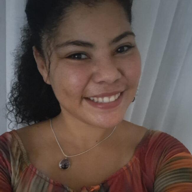 Babysitter in Cuiabá: Stéffne