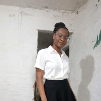 Babysitting job in Medellín: Tania