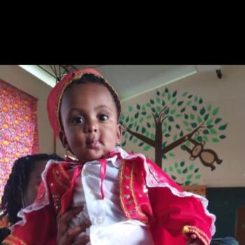 Parent Medellín: Tania