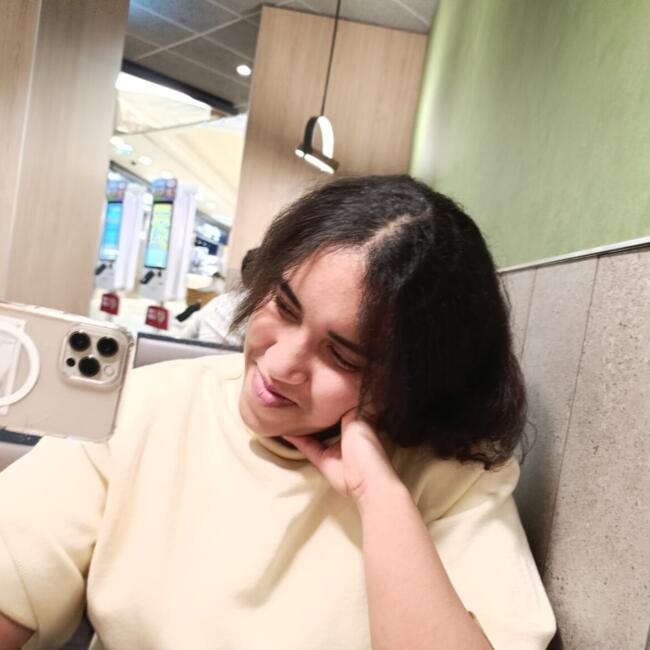 Babysitter em Loures: Lara