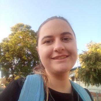 Babysitter in Tamworth: Emma