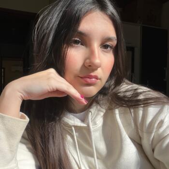 Babá em Londrina: Kimberly