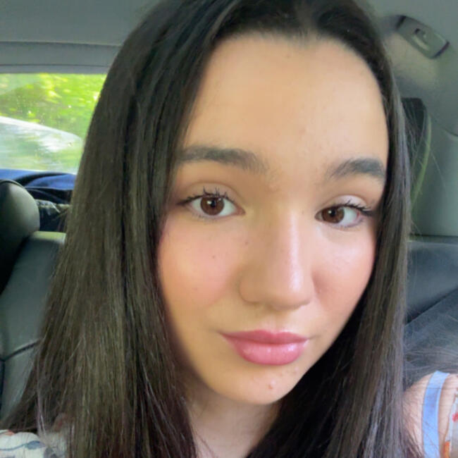 Babysitter in Echternach: Debora