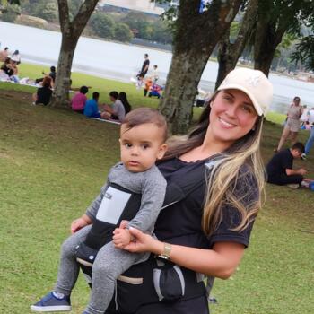 Δουλειά για babysitter στην περιοχή Colombo: δουλειά φύλαξης παιδιών Mayla