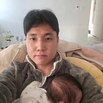 Babysitting job in Busan: babysitting job 이태영