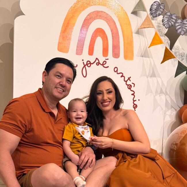 Emprego de babá em Belo Horizonte: EMMANUELLE