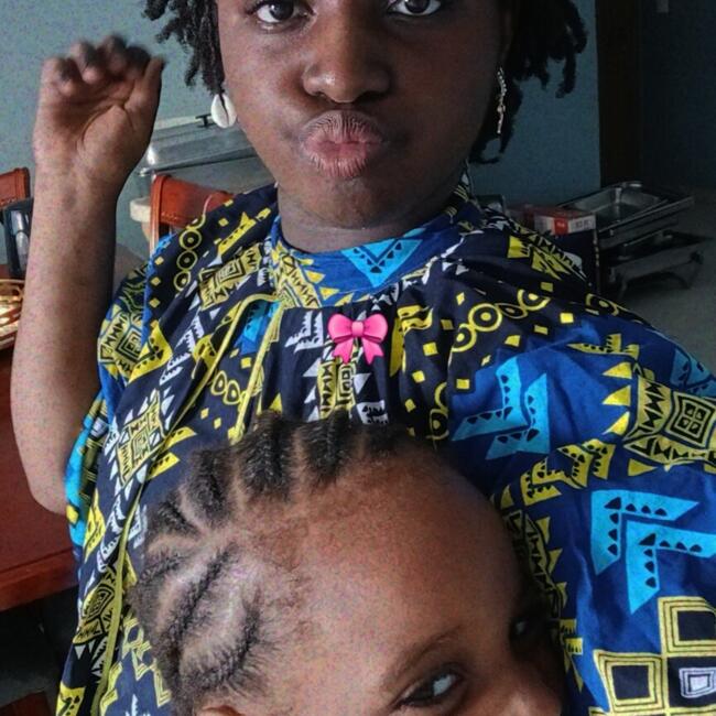 Babysitter in Akana: Maya