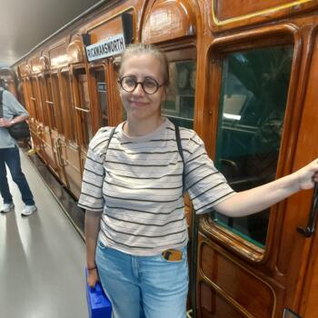Posao čuvanja djece u Zagreb: posao čuvanja djece Ilaria