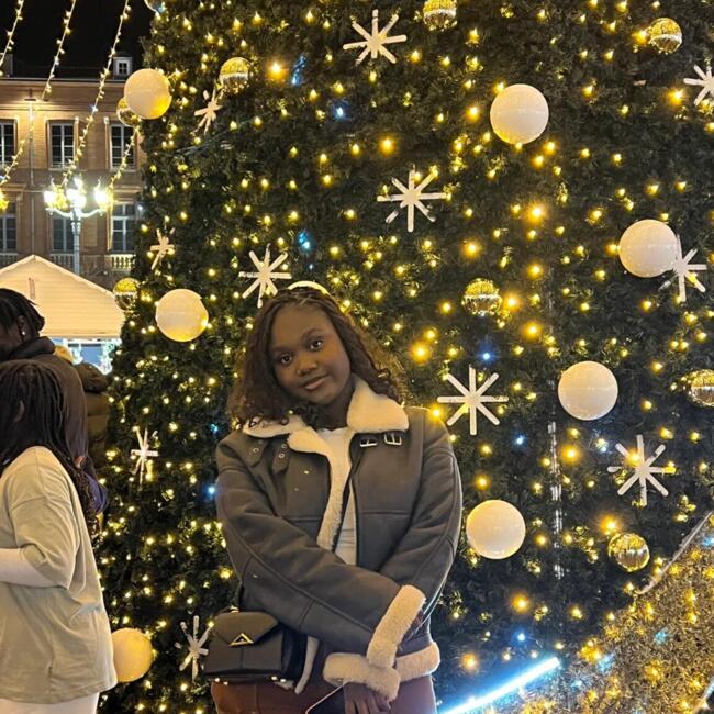 Babysitter in Toulouse: Marie priscille