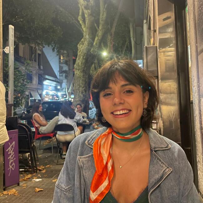 Babysitter in Montevideo: Giuliana