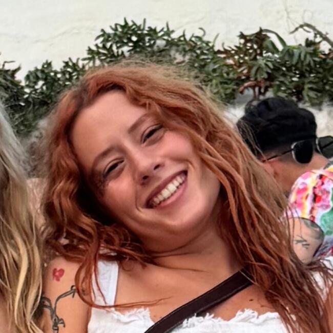 Babysitter em Costa de Caparica: Marta