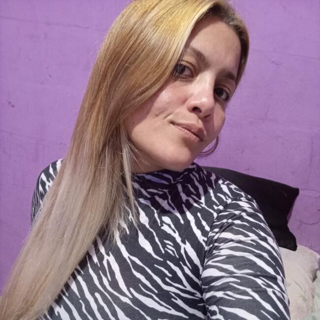 Babysitter in Berazategui: Belen liliana