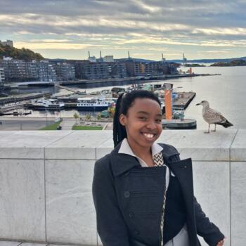 Babysitter in Aurdal: Sinayo